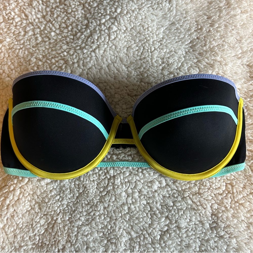 Victoria’s Secret Bandeau Bikini Top
